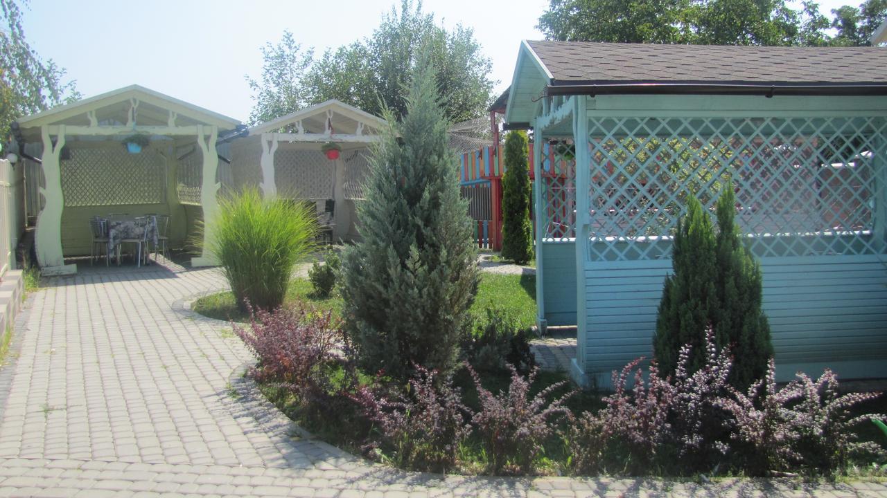 Mini Hotel Leon Lalovo 外观 照片