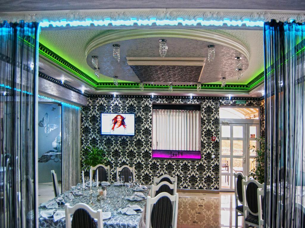Mini Hotel Leon Lalovo 外观 照片